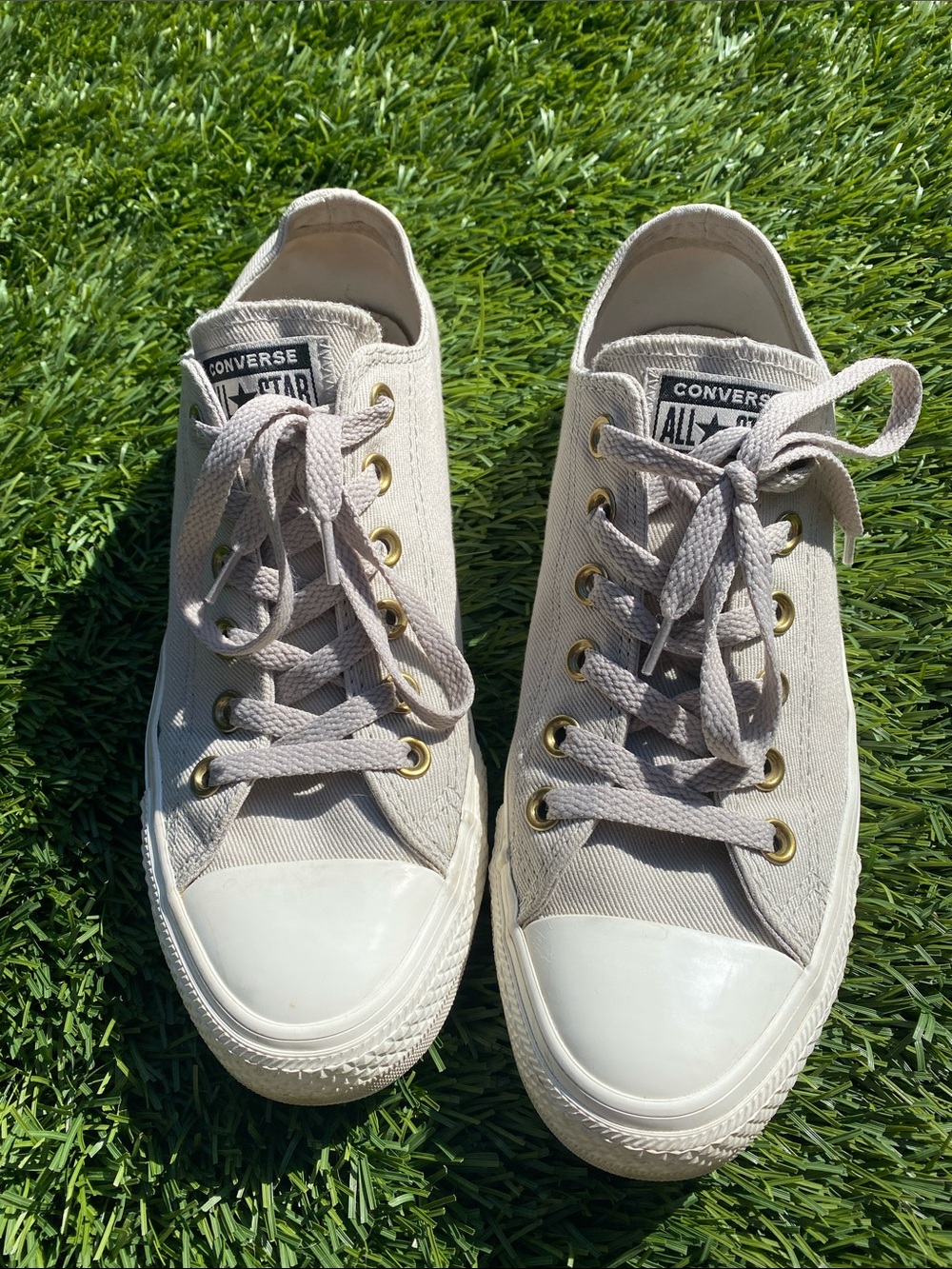 Converse All Star Low Top Sneakers in Khaki Brown  Canvas  woman’s 8 / men’s 6